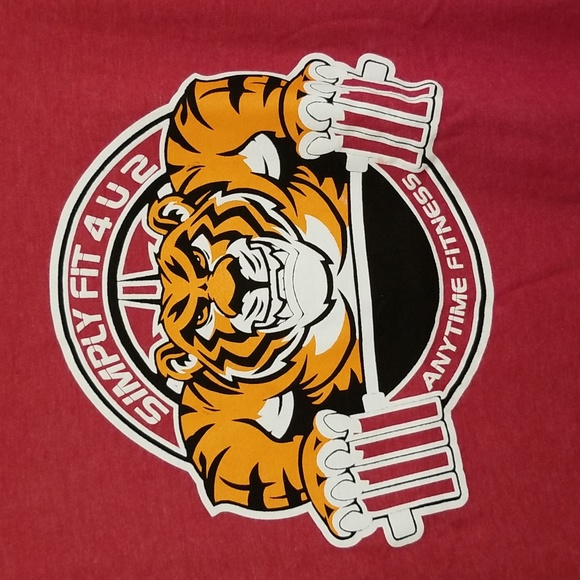 💪😁District Workout Tee Unisex - Picture 2 of 7